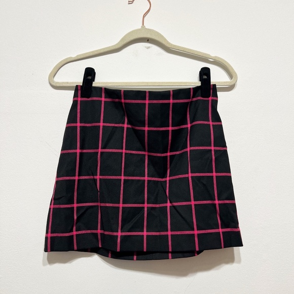 Alice And Olivia Elana Black Pink Checked Plaid Print Pattern Mini Skirt 2 - Picture 1 of 4
